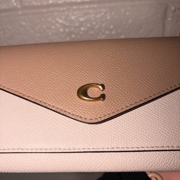 Coach Wyn Soft Wallet in Colorblock ✨ - Picture 7 of 8